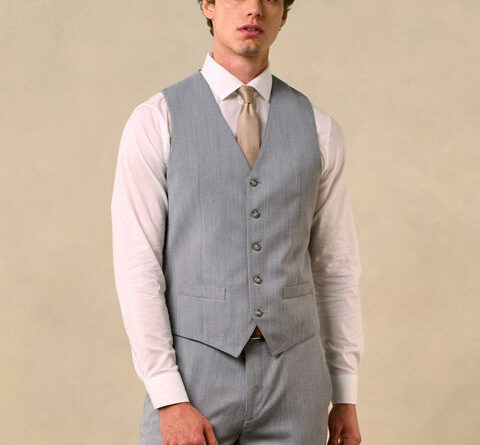 Man wearing a suit vest without jacket - smart casual style