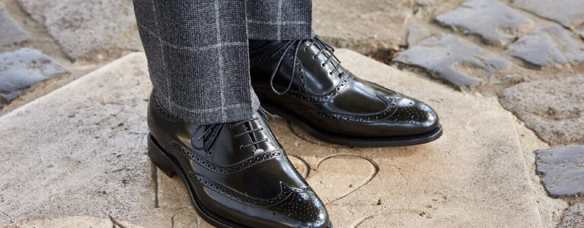 Oxford and brogue dress shoes for men - types of dress shoes